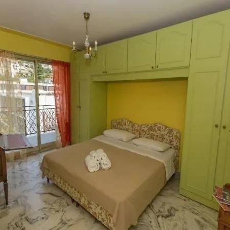 דירה 3pavec Terrasse Proche Plages Et Centre 1